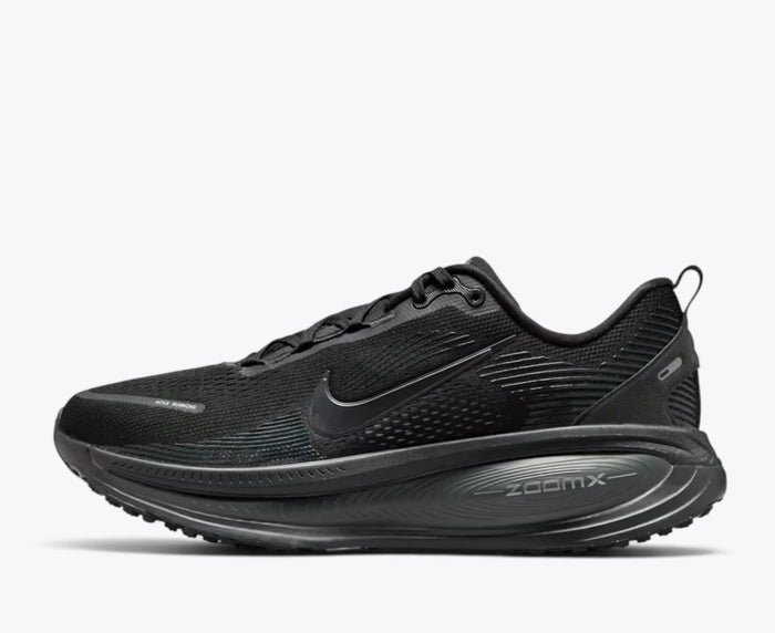 Nike Vomero 18 Triple Black
